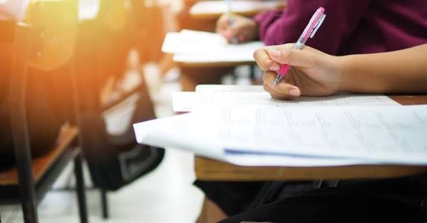 Anunț susținere examene de licență sau disertație în sesiunea Septembrie 2026